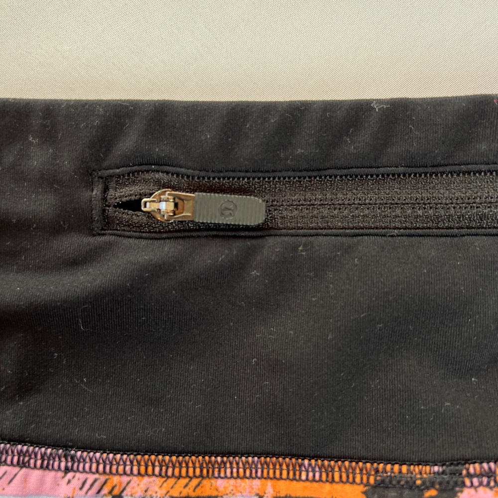 Lululemon Run Speed Shorts Multi Color & Black 4"… - image 3